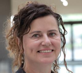 Cllr Claire Holland